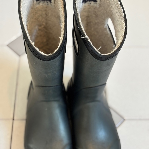 Bogs Gray Rain Boots Sz 3 - Picture 2 of 8